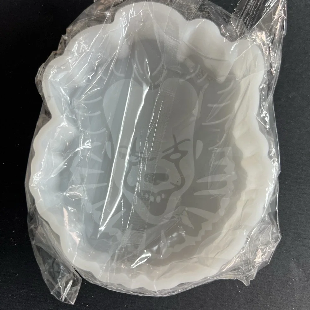 Unbranded Pennywise Clown Silicone Mold White New Aroma Bead Soap Resin Horror